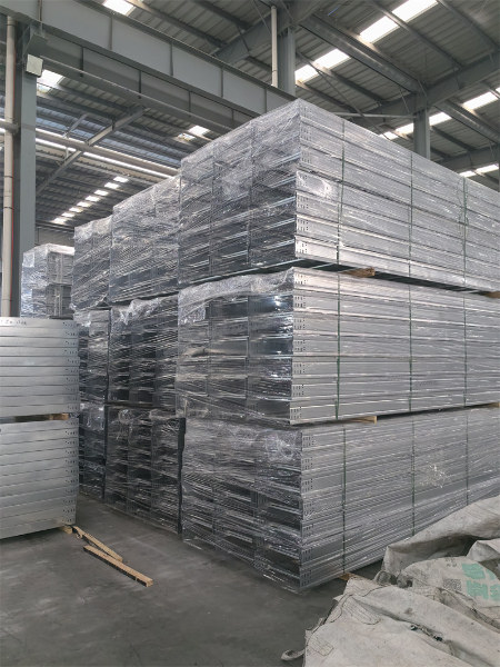 大跨距電纜橋架